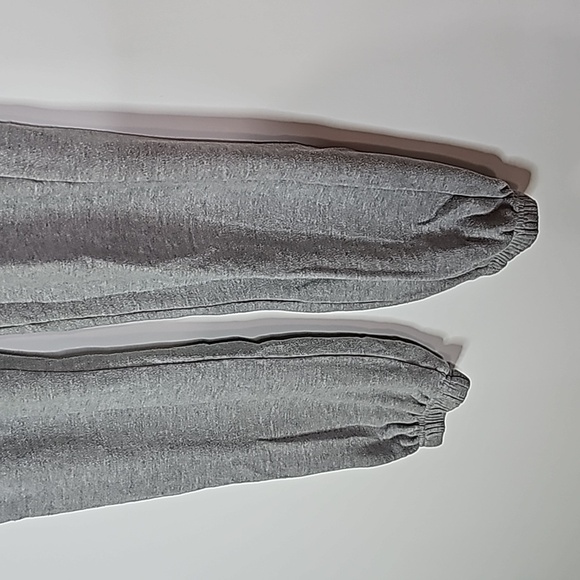 TENTREE xs gray sweatpants - Picture 3 of 8